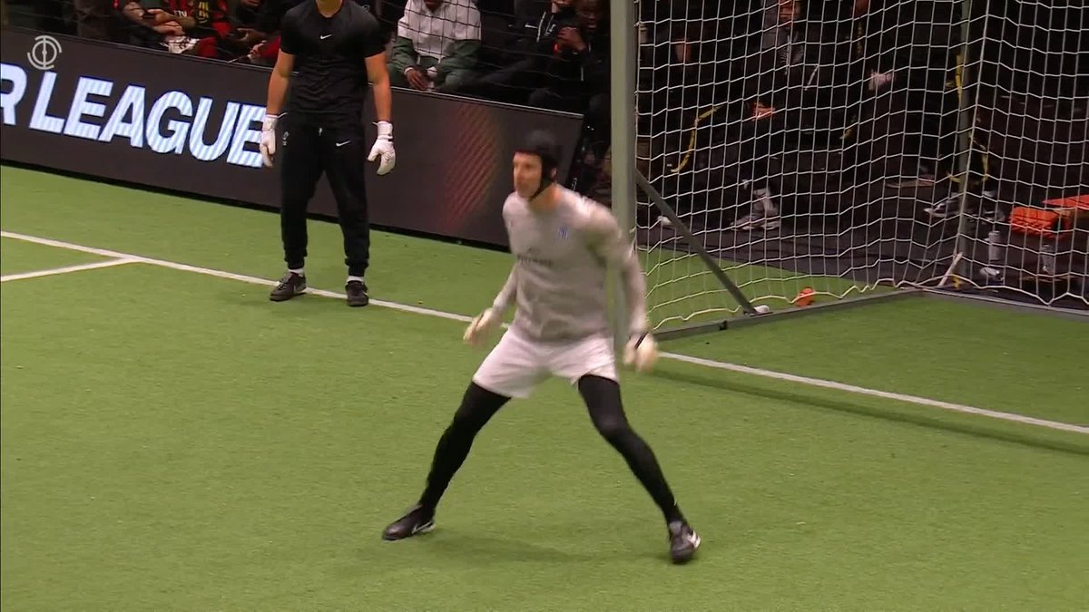 John Terry: “Petr Cech hasn't lost it” (🎥 via Sky Sports Football) Would still walk straight into Chelsea’s starting XI today.