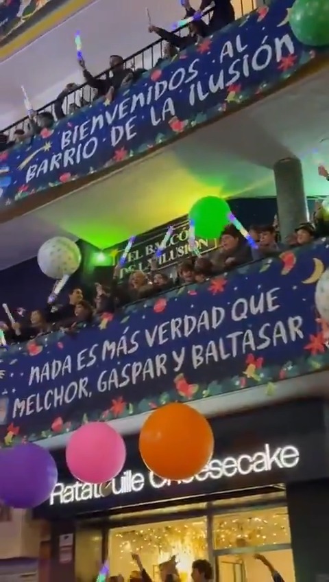 Impresionante. ¡Una pasada! Gracias, Sevilla. Ha sido inolvidable representar al rey Baltasar. #CabalgataSev26