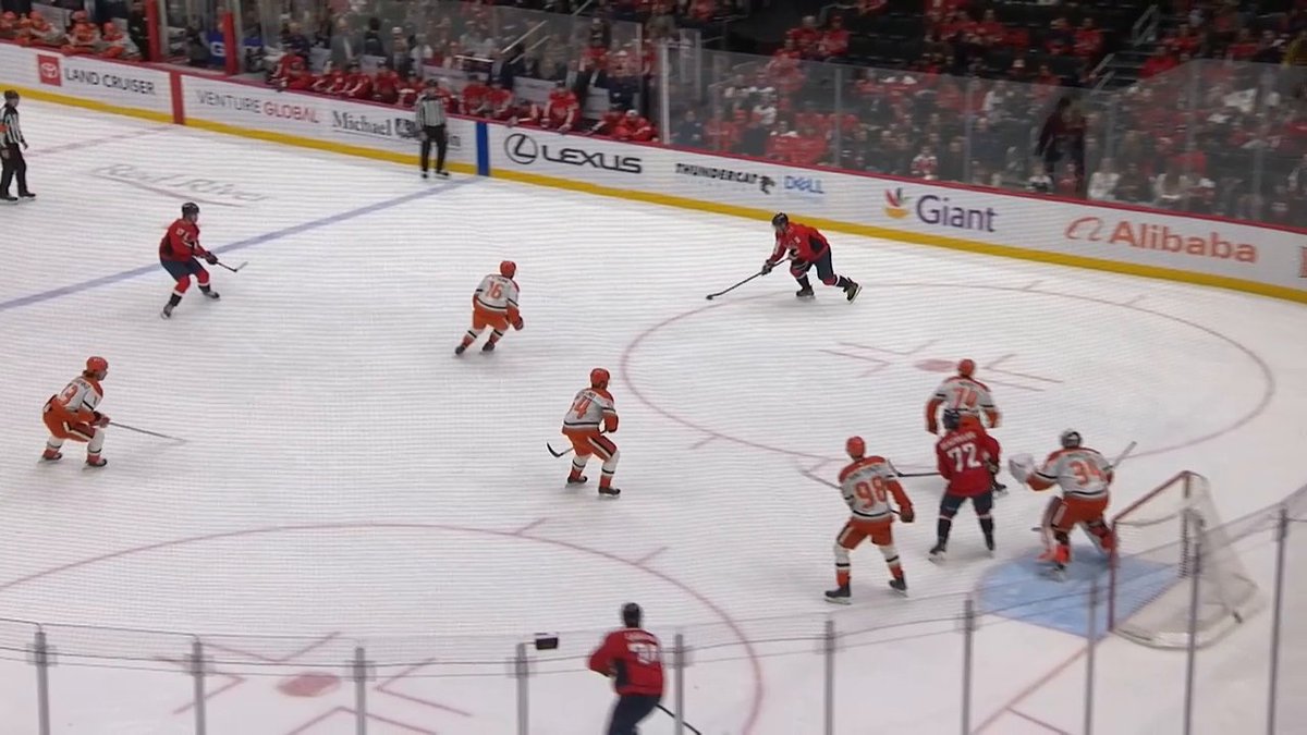 Career goal No. 913 for Alex Ovechkin! ๐จ That shot is so lethal...