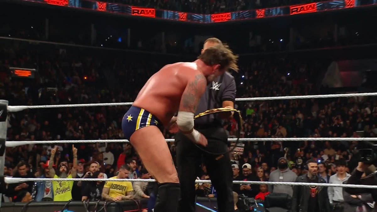 PUNK RETAINS! 🏆 player/coach is STILL World Heavyweight Champion!