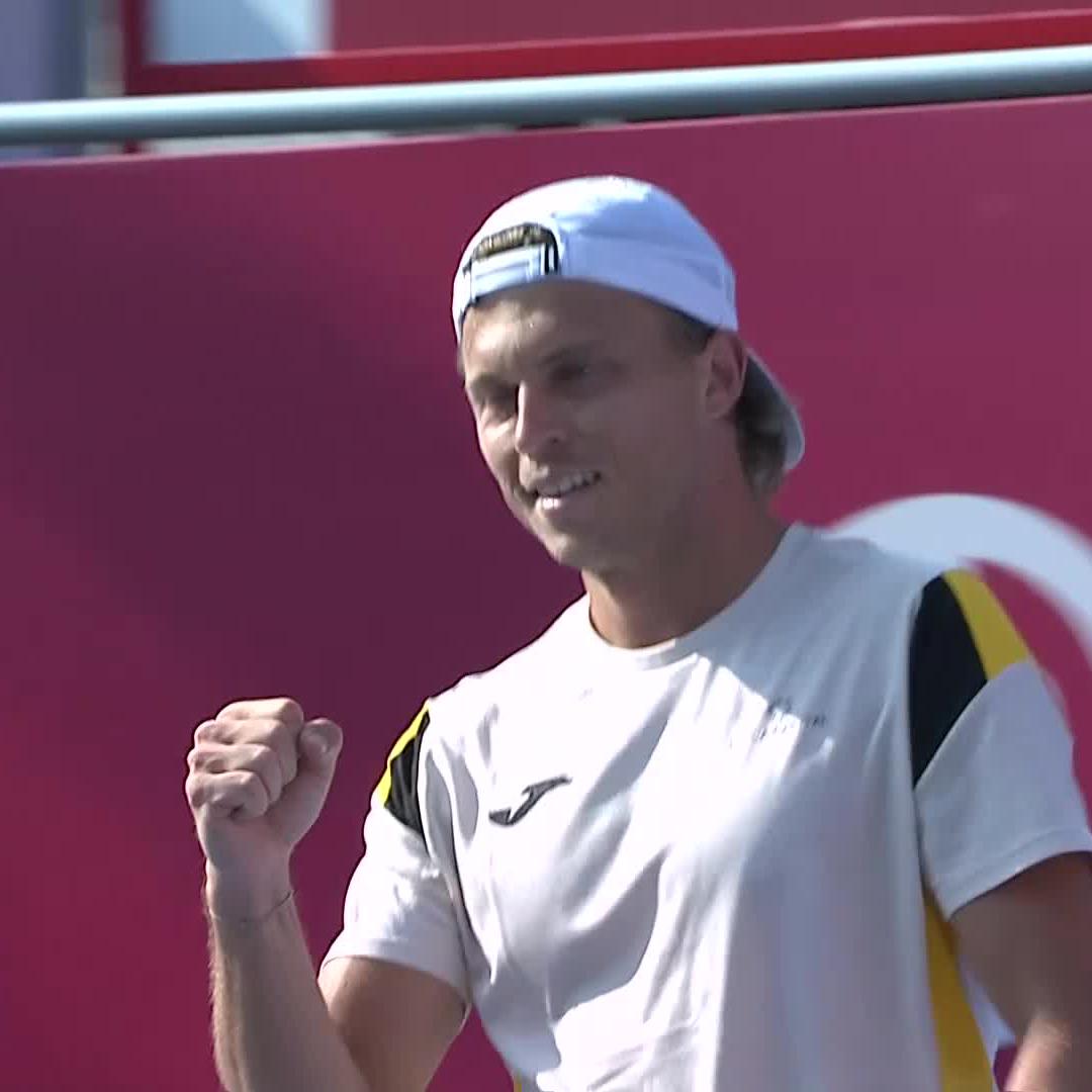 Picking up where he left off 🤝 Defending champion Alexandre Müller defeats Kecmanovic 7-5 6-4 in Hong Kong! #BOCHKTO2026