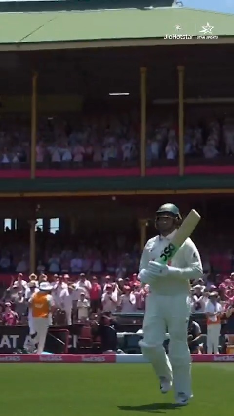 No Guard of Honour for Khawaja by English players?