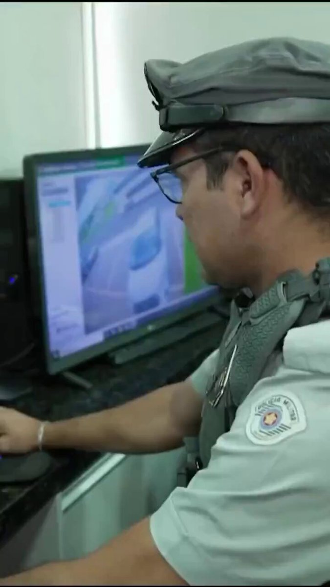 Bom dia cidadão, sou o estado, como posso atrapalhar sua vida hoje? Note que eu poderia estar atrás de criminosos, trabalhando para melhorar a infraestrutura, saúde e educação, mas escolhi me dedicar a trazer transtornos a vossa senhoria.