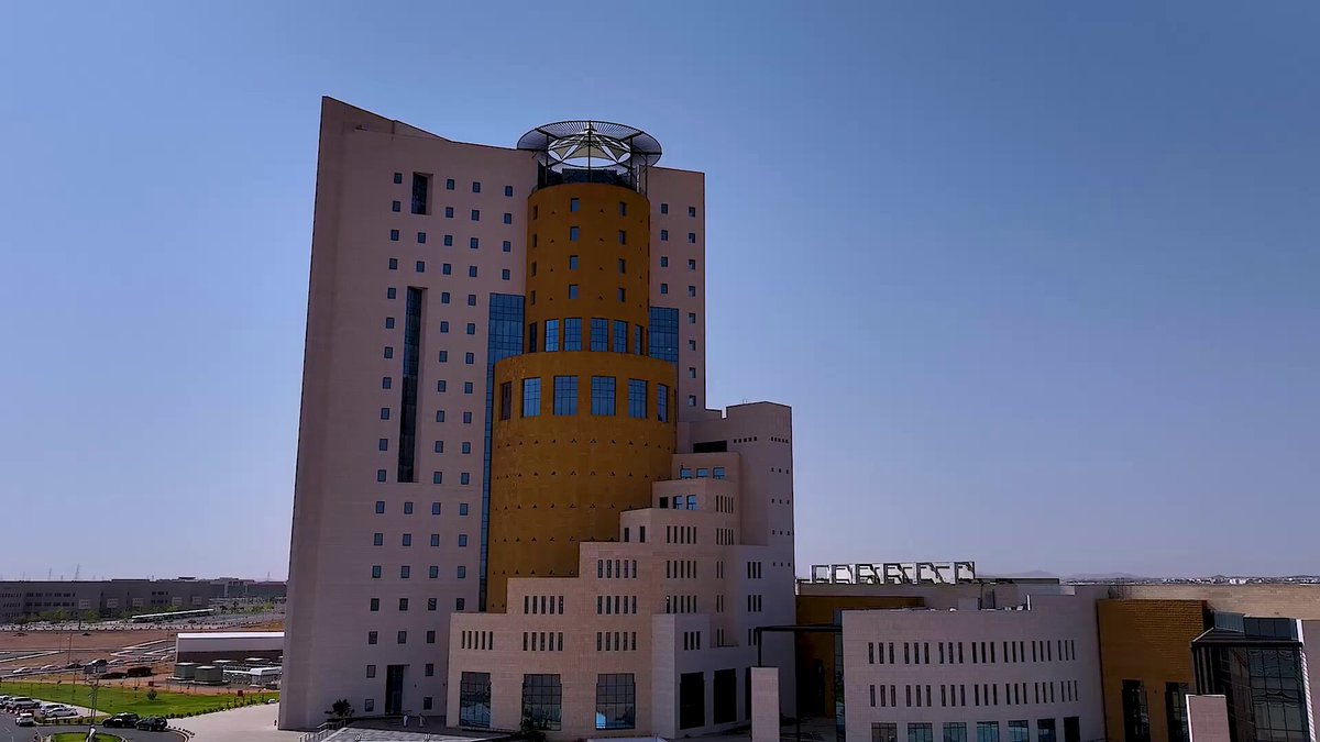 مع نهاية الاختبارات… نتمنى لكم إجازة سعيدة للجميع. استمتعوا بأجواء حائل الشتوية وتنوّع فعالياتها وتجاربها❄️✨ نتطلع لعودتكم بالسلامة 🤍 #جامعة_حائل | #شتاء_حائل