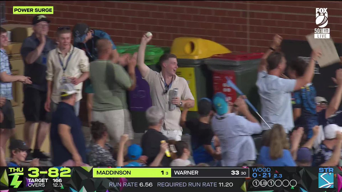 "One hand, two beers, no worries." This fan just took the CATCH OF THE SUMMER in Adelaide! 📺Watch #BBL15 on ch. 501 or stream via Kayo Sports: ✍️BLOG 🔢MATCH CENTRE