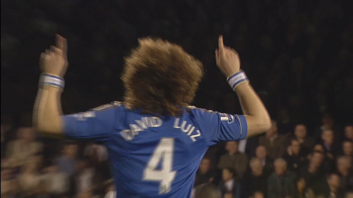 Who remembers that absolute rocket David Luiz fired in against Fulham back in 2013? 🚀