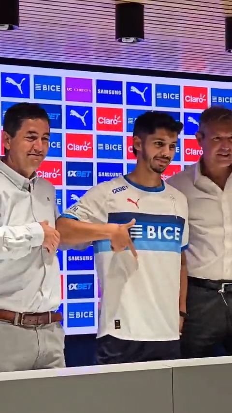 Jimmy Martinez fue presentado como nuevo jugador de Universidad Católica