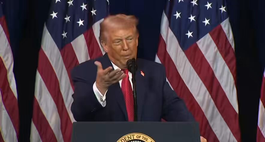 🚨 BREAKING: President Trump just DEMANDED Congress immediately pass nationwide voter ID, says California has MASSIVE fraud and lets illegals vote “You need voter ID. You have to INSIST on it!” 💯 NO EXCUSE! Pass it NOW! 🇺🇸