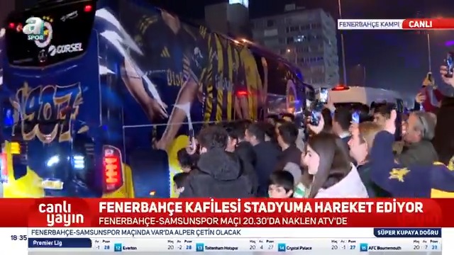 Fenerbahçe kafilesi, taraftarlarımızın yoğun ilgisi eşliğinde stadyuma hareket etti.