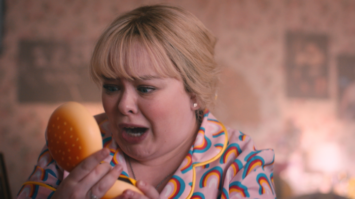 im sorry but a 4 way call on a burger phone would heal me