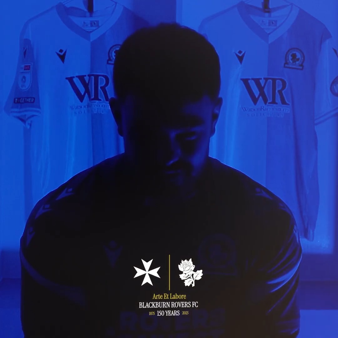 ✍️ Our first January signing is here! #Rovers 🔵⚪️