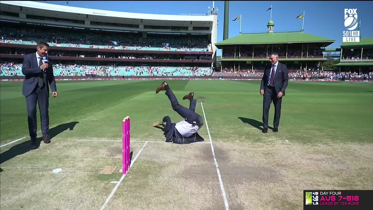 Michael Vaughan doing his best Steve Smith impression! 😂😅 📺Watch #Ashes on ch. 501 or stream via Kayo Sports: ✍️BLOG 🔢MATCH CENTRE