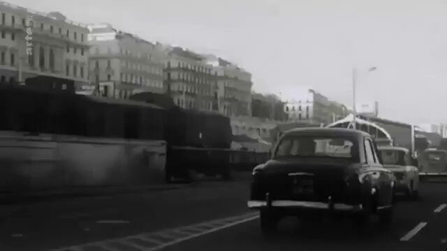 Commençons par ce match Algérie–République du Congo. Et parlons de cet amour soudain que le Maroc prétend découvrir pour le Congo. Il était où, cet amour, lorsque le Maroc était impliqué dans l’assassinat de Patrice Lumumba, à travers son général Kettani, au service direct du régime de Mobutu ? Pendant ce temps-là, l’Algérie arrêtait Moïse Tshombe, l’un des principaux responsables de la mort de Lumumba, refusait de le livrer à Mobutu… et il est mort sur le sol algérien. Voilà la différence. L’Algérie est une terre de révolution, un refuge pour les combattants de la liberté. Le Maroc, lui, n’a jamais changé de rôle : hier comme aujourd’hui, le chien docile de l’Europe, fidèle gardien des intérêts coloniaux sur le continent africain. Et pour ceux qui auraient encore besoin d’un indice : cherchez. Regardez où Mobutu a fui. Regardez où il est enterré. Oui, au Maroc. L’Histoire ne pardonne pas les laquais. #Lumumba #RDC #Kinshasa #Maroc #Mali #Niger #Burkina_Faso #Senegal #Cameroun #cotedivoire #Benin #Togo ##Congo #algerie
