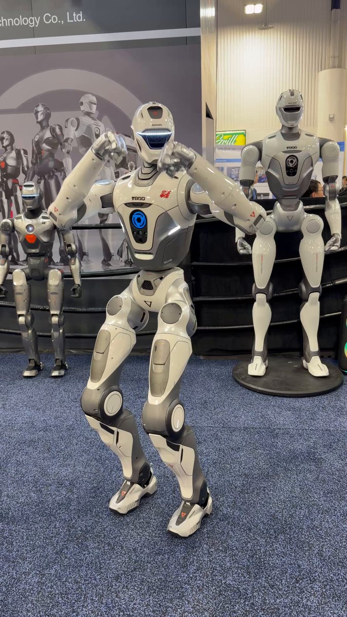 The EngineAI T800. No CGI. No AI video. No cuts. Just raw, uncut, 4K 60fps video of the T800 being the world’s most promising fighting robot.