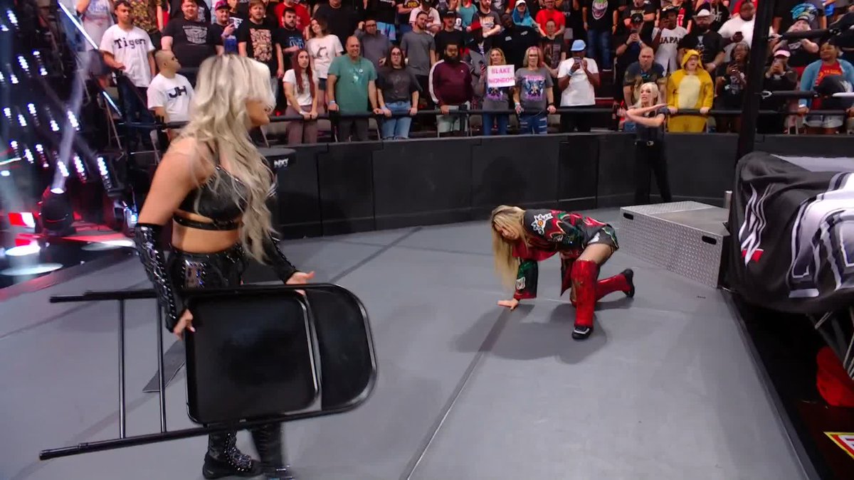 .blakey ♡ has snapped! 😱 The Glamour just absolutely DESTROYED THEA HA!L, and the Women's North American Title Match seems to be off...
