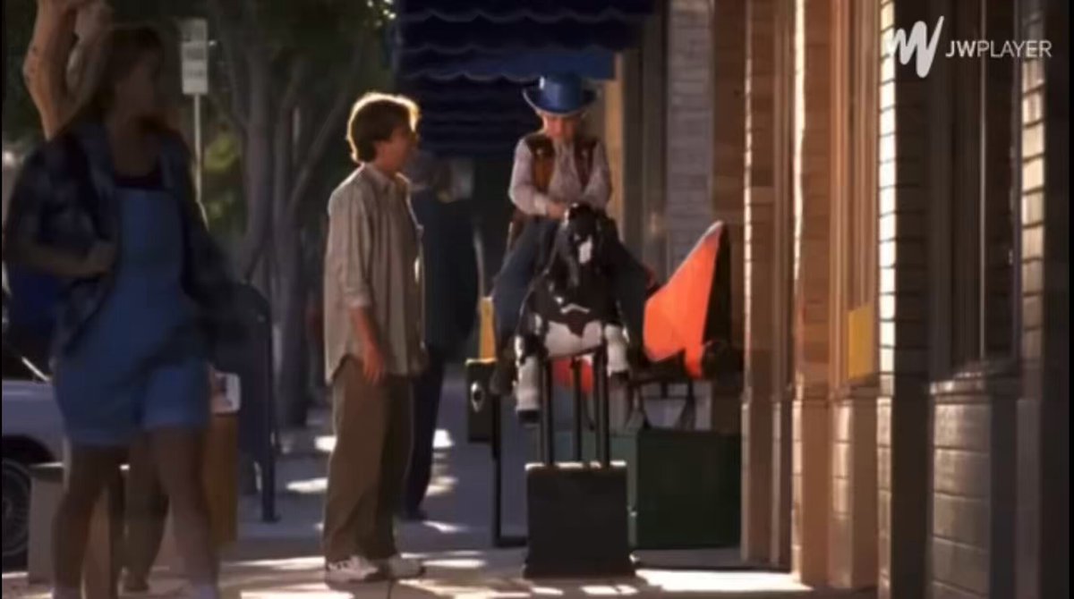 The 49ers signing up players for their playoff run: