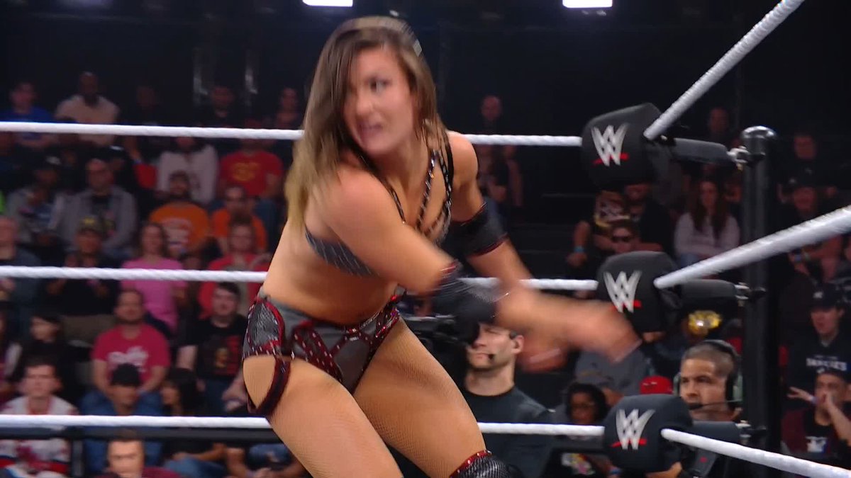 WHAT. A. FINISH. JACY JAYNE IS STILL THE NXT WOMEN'S CHAMPION! 🤯 Jacy Jayne