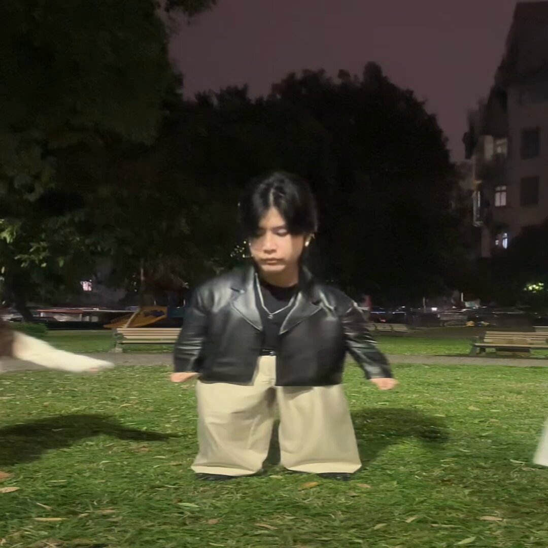 สามพี่น้องทำอะไรอีกแล้ว555555