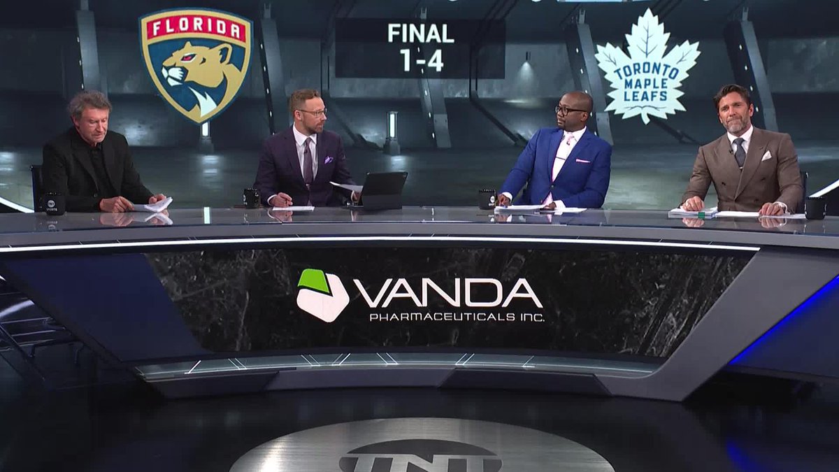 Matthew Knies talks the Leafs improvement on the PP and Auston Matthews impressive play 🔥