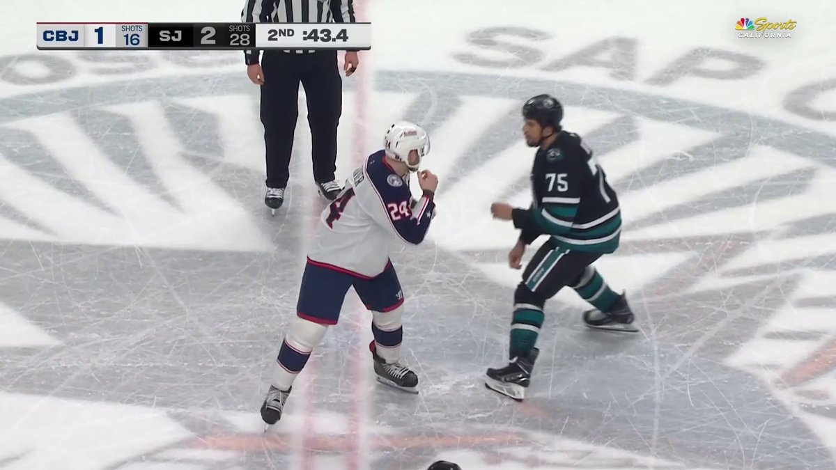 Mathieu Olivier DROPPED Reavo center ice 👀💥
