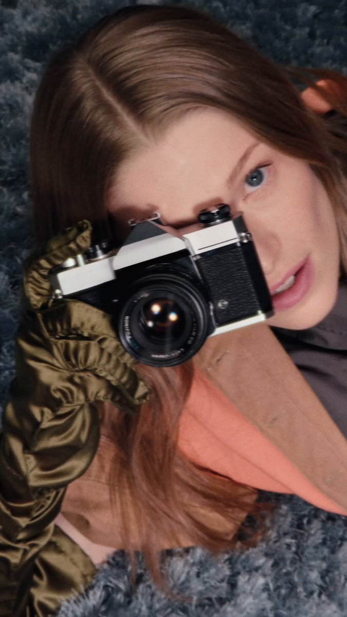 Introducing “Image of an Image” the Prada Spring/Summer 2026 campaign, coming soon, featuring Prada Ambassadors Hunter Schafer, Nicholas Hoult, Damson Idris and Carey Mulligan, together with John Glacier, Levon Hawke and Liu Wen. Creative Directors: #MiucciaPrada and #RafSimons Talent: #HunterSchafer #NicholasHoult #DamsonIdris #CareyMulligan #JohnGlacier #LevonHawke #LiuWen Campaign Creative Direction: #FerdinandoVerderi #PradaSS26 #Prada
