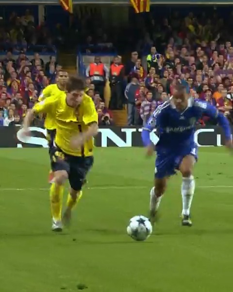 Messi vs Ashley Cole, 2009 #UCL