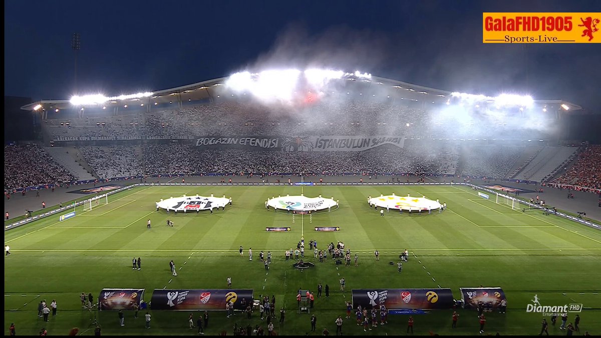 Galatasaray tribun'u her sekilde yapar ama bu kacinci be kardesim yeter Galatasaray yonettimi aciz