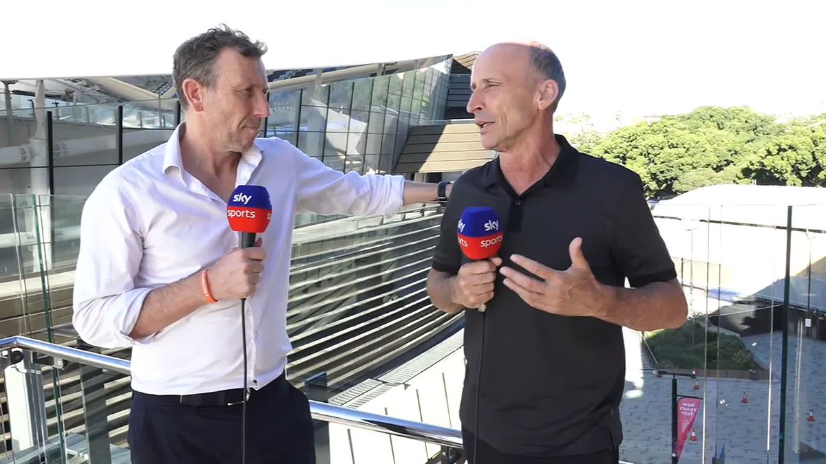 "If Zak plays 90 Test matches, I think he'll average 31. I hope he proves me wrong, but the question remains: is that good enough for England?" 🤔 How would you assess Zak Crawley's Ashes? 💭