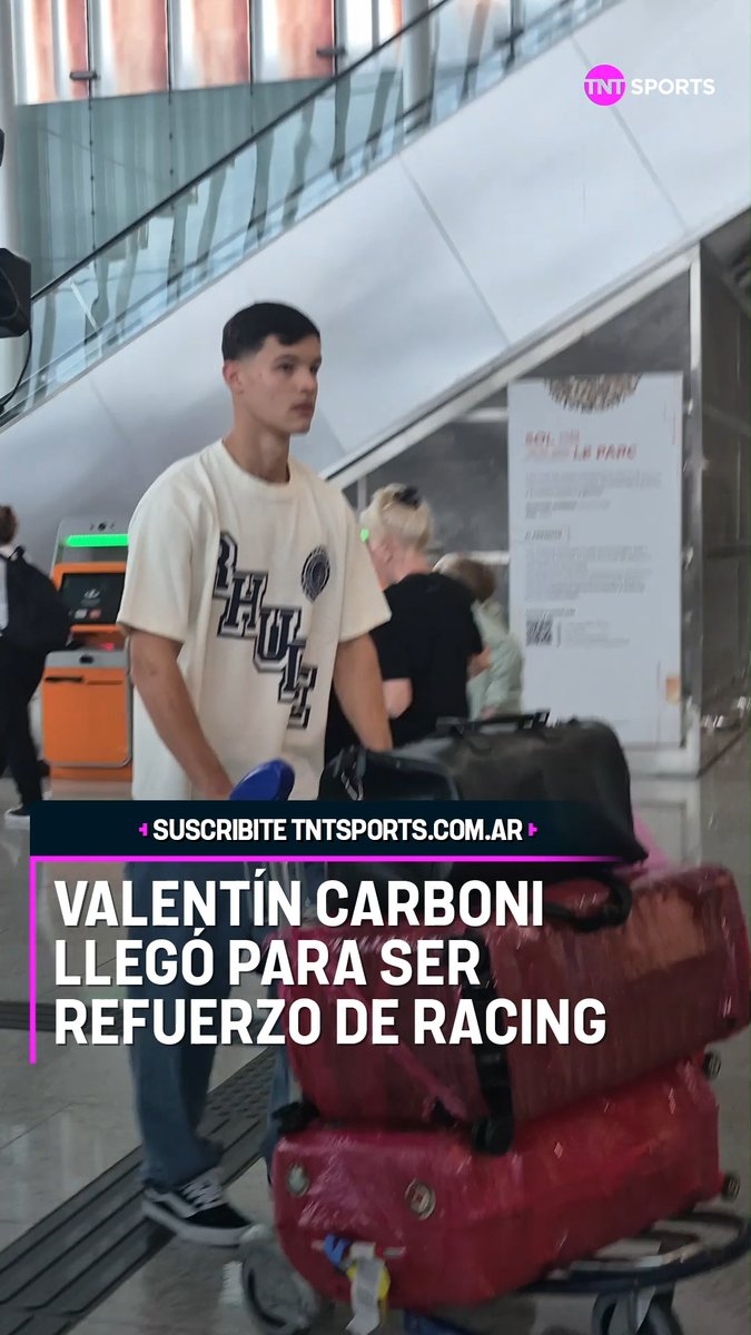 💣💣 #AHORA - VALENTÍN CARBONI LLEGÓ A ARGENTINA PARA CONVERTIRSE EN NUEVO REFUERZO DE RACING. ¡¡VAMOS CON TODO, VALEN!! 💪🏻🩵