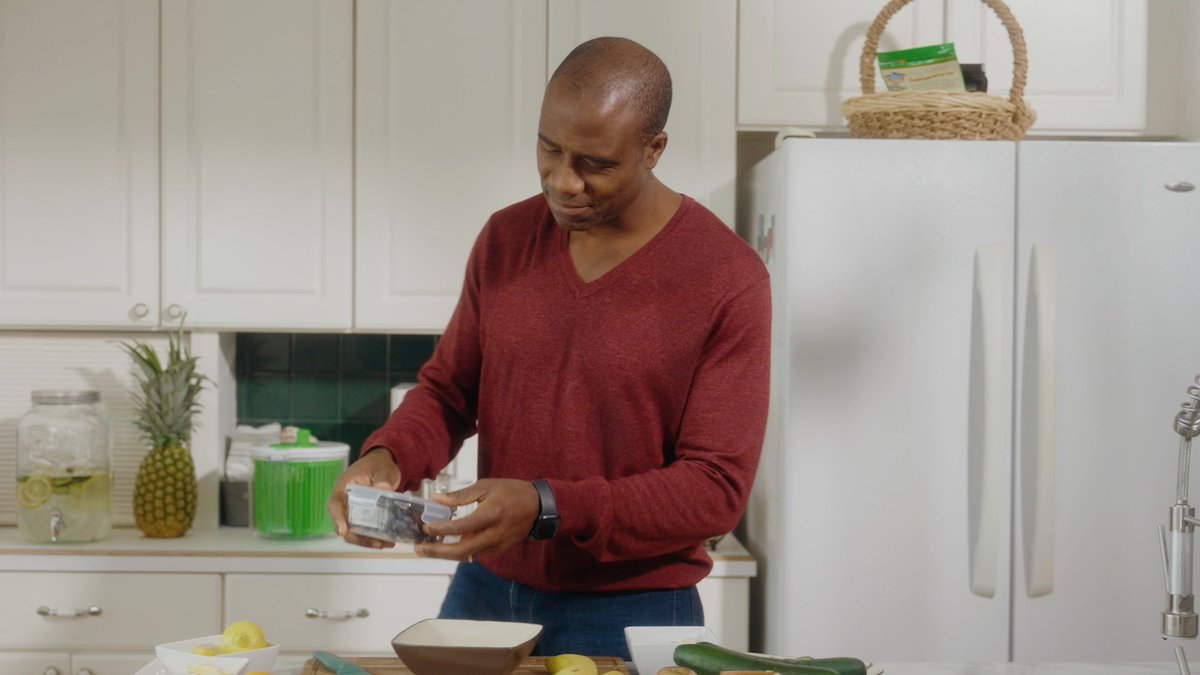 Nutrition is all about consistently choosing healthy options, including a nourishing lunch. Small changes help shape a stronger you. Join the Florida 50 challenge today. 🔗 #TheFlorida50 Joseph A. Ladapo, MD, PhD