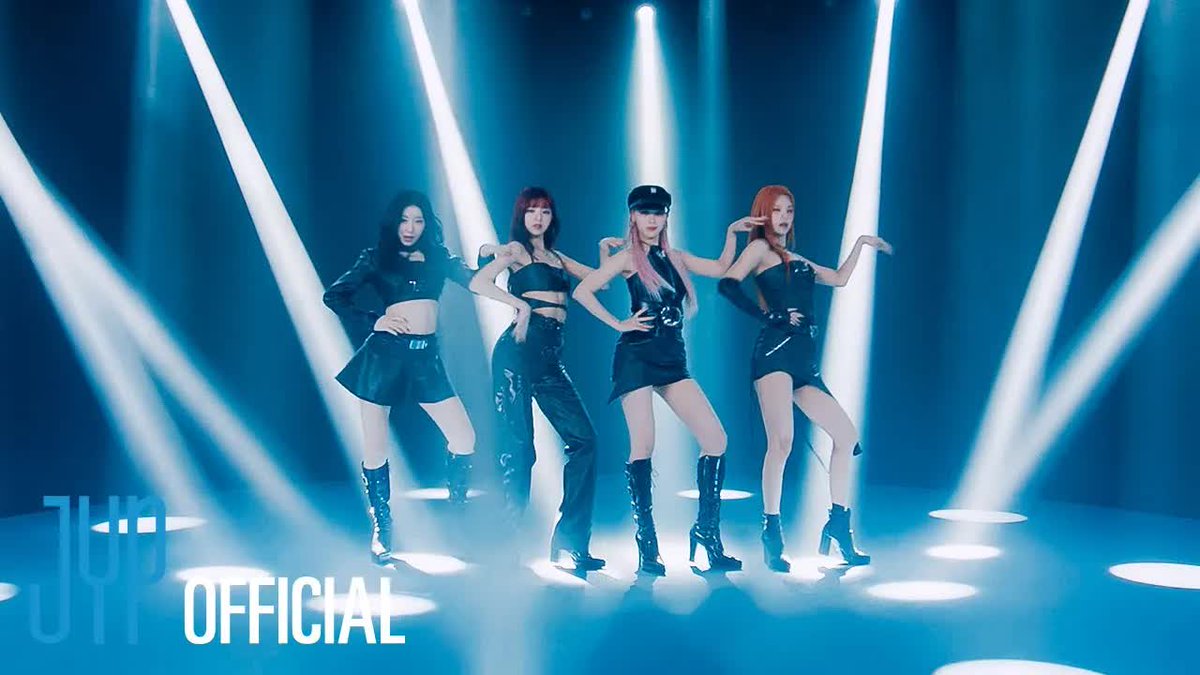 2 years ago today, ITZY released their 8th Mini Album ‘BORN TO BE’ with title track ‘UNTOUCHABLE’