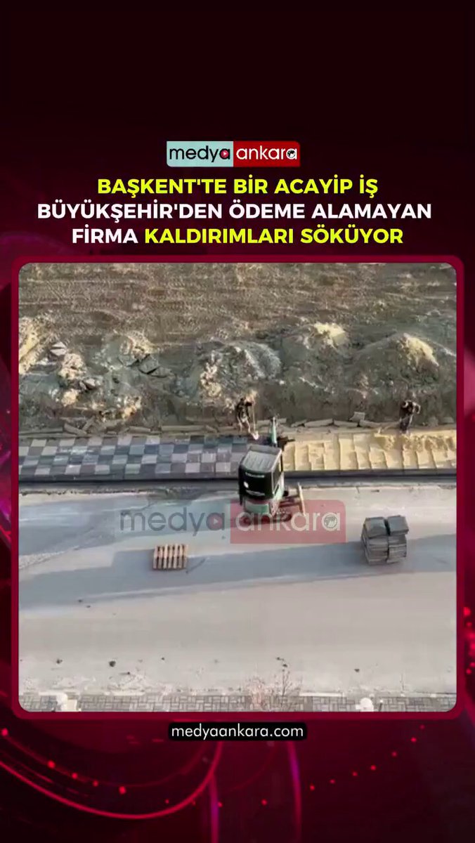 OHA BUDA OLDU❗️ Ankara Büyükşehir Belediyesi’nden alacağını tahsil edemeyen bir firma, Etimesgut'ta yaptığı kaldırımları söktü. CHP varsa herşey mümkün :) Mansur Yavaş bu ne rezalet❓️