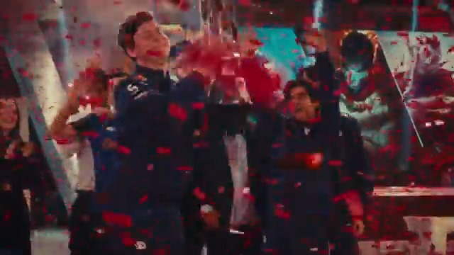 Certains noms dépassent le simple cadre du jeu. Il est l'heure de dire au revoir à 3 monuments du club… Merci Raphaël Crabbé NAVI Maynter &amp; Reha pour ces belles années, vos noms sont gravés dans nos cœurs pour l'éternité 💙