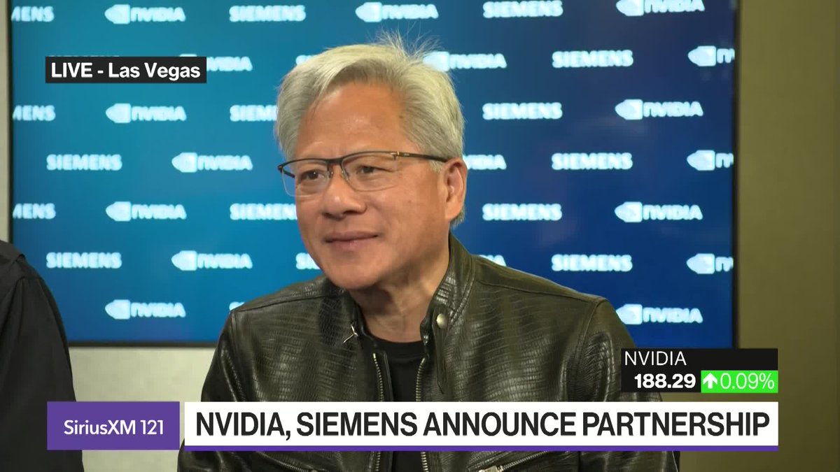 Hopper → Blackwell: 10× energy efficiency Blackwell → Vera Rubin: 10× energy efficiency That’s not 20× That’s 100× While everyone debates who’s “catching up” to NVIDIA, Jensen is compounding generational gains at a pace competitors can’t touch