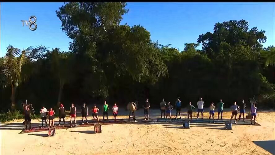 ohaa acun ılıcalı sunuyor oyunu aqq sanırım eski survivor gerçekten geri geldi #Survivor2026