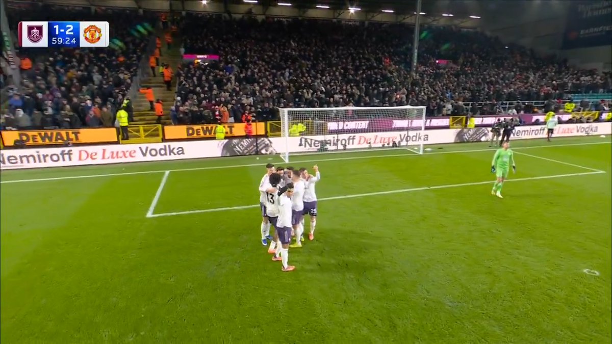 Benjamin Šeško gets ANOTHER to turn it around for Manchester United! 😮