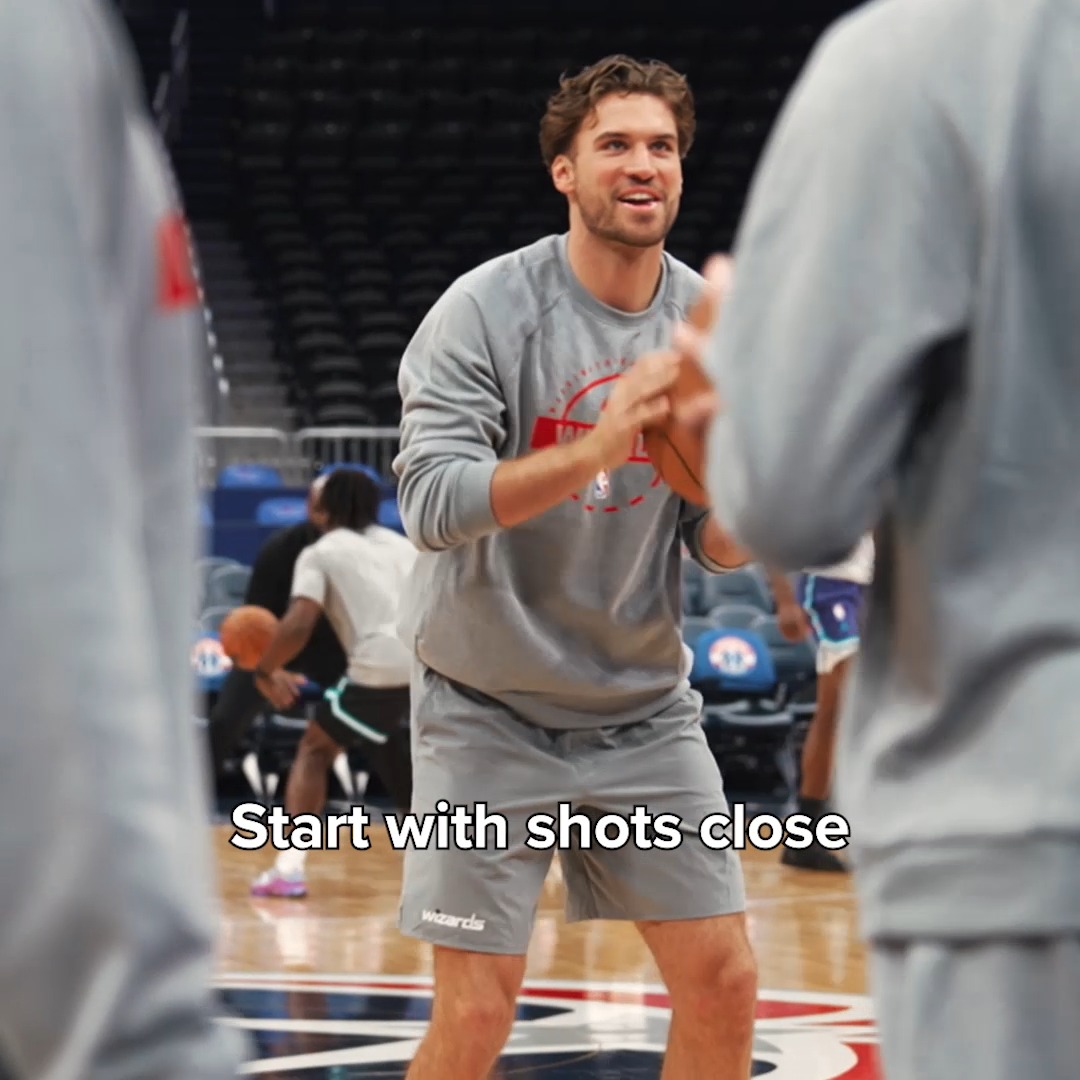 Corey's got his pregame routine on lock 🔒 🤝 Pres. by Hennessy