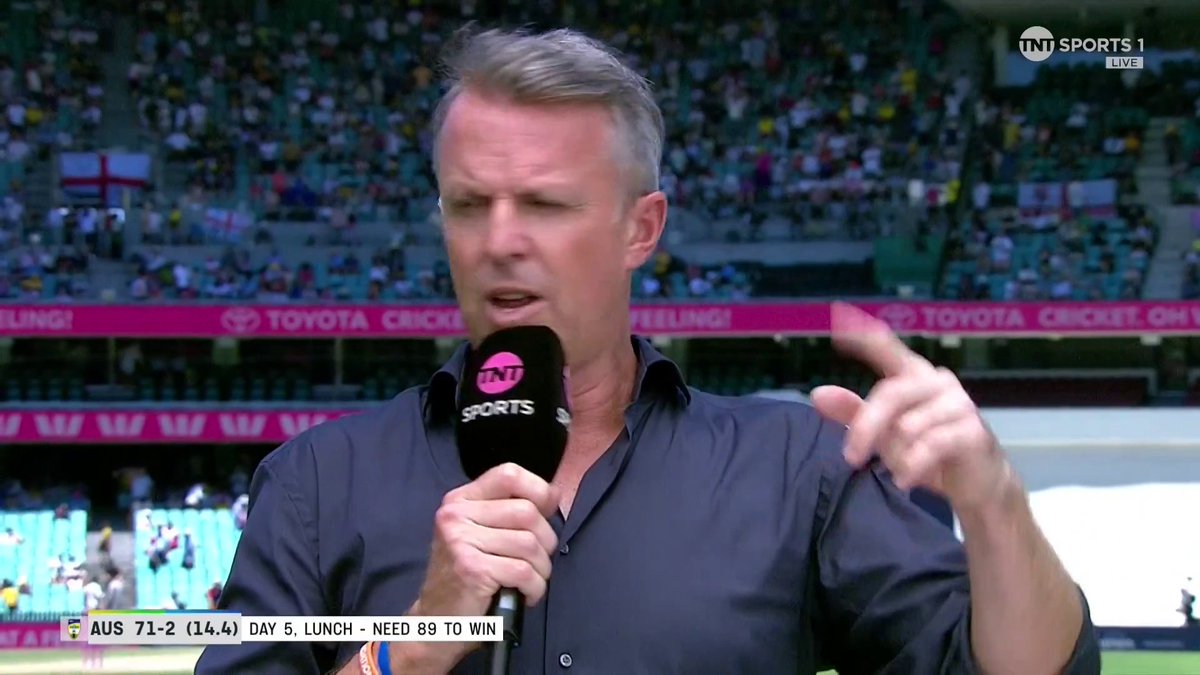 “An absolute joke” 😬 Tensions run high as Snicko continues to be a major talking point in this Ashes series.