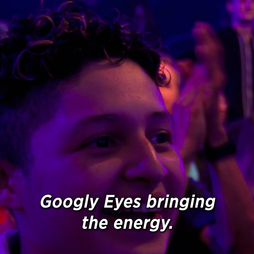 We've heard the voice; now I have to know — who do you think #GooglyEyesMask might be? 💥 #TheMaskedSinger