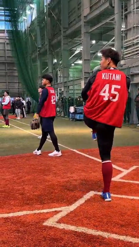#九谷瑠 選手の掛け声で キャッチボールスタート⚾️ #伊藤樹 #繁永晟 #大栄利哉 #伊藤大晟 #阪上翔也 #幌村黛汰 #大坪梓恩 #中沢匠磨 #金子京介 #島原大河 #RakutenEagles #ドラフト会議2025