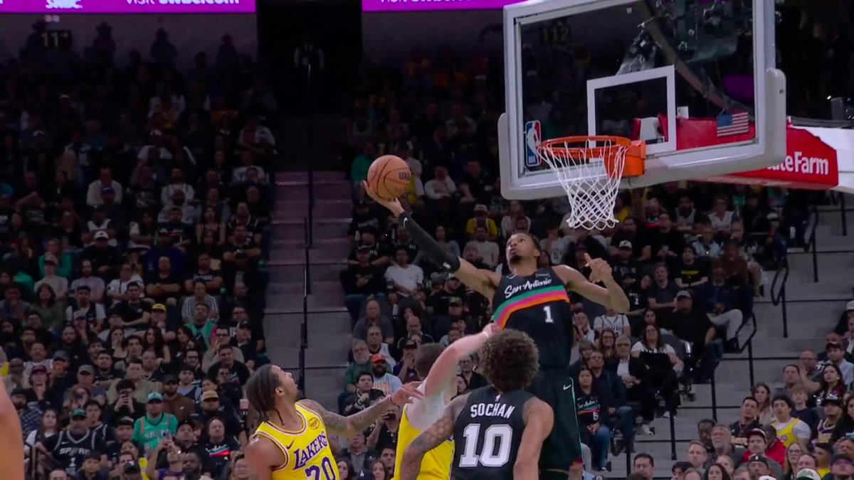 Throw it down, Wemby 👽 Spurs lead the Lakers in the 4Q on ESPN and the ESPN App!