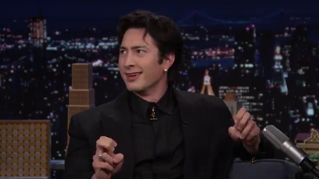 Hudson Williams reacts to #HeatedRivalry fans not knowing anything about hockey and calling the rink a "boy aquarium" 🤣 #FallonTonight #HudsonOnFallon #HeatedRivalry