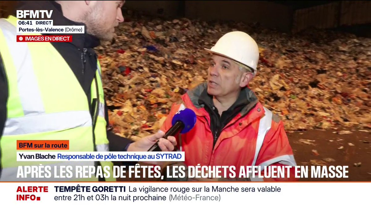 BFMTV dans un centre de tri, où les déchets affluent en masse après les repas des fêtes