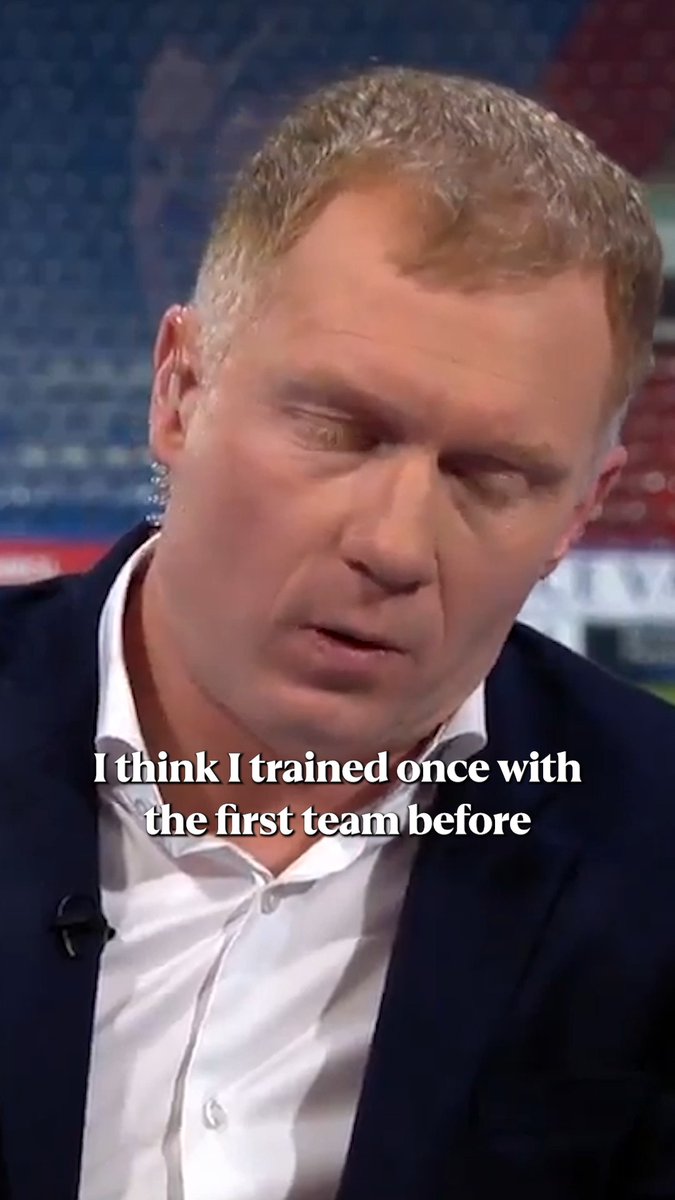 14 years ago today, Paul Scholes came out of retirement for Man United to face Man City in the FA Cup wearing a pair of £50 boots from his local sports shop 😅