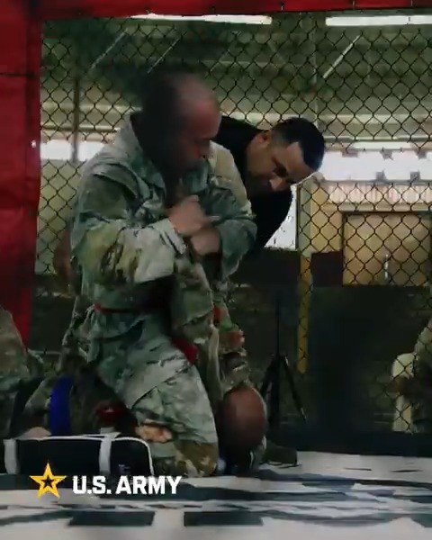 Warriors in the ring, and on the battlefield. 🥊 💥 Watch these Soldiers compete in the All Services Combatives Tournament at the Conroy Bowl in Hawaii, October 2025.