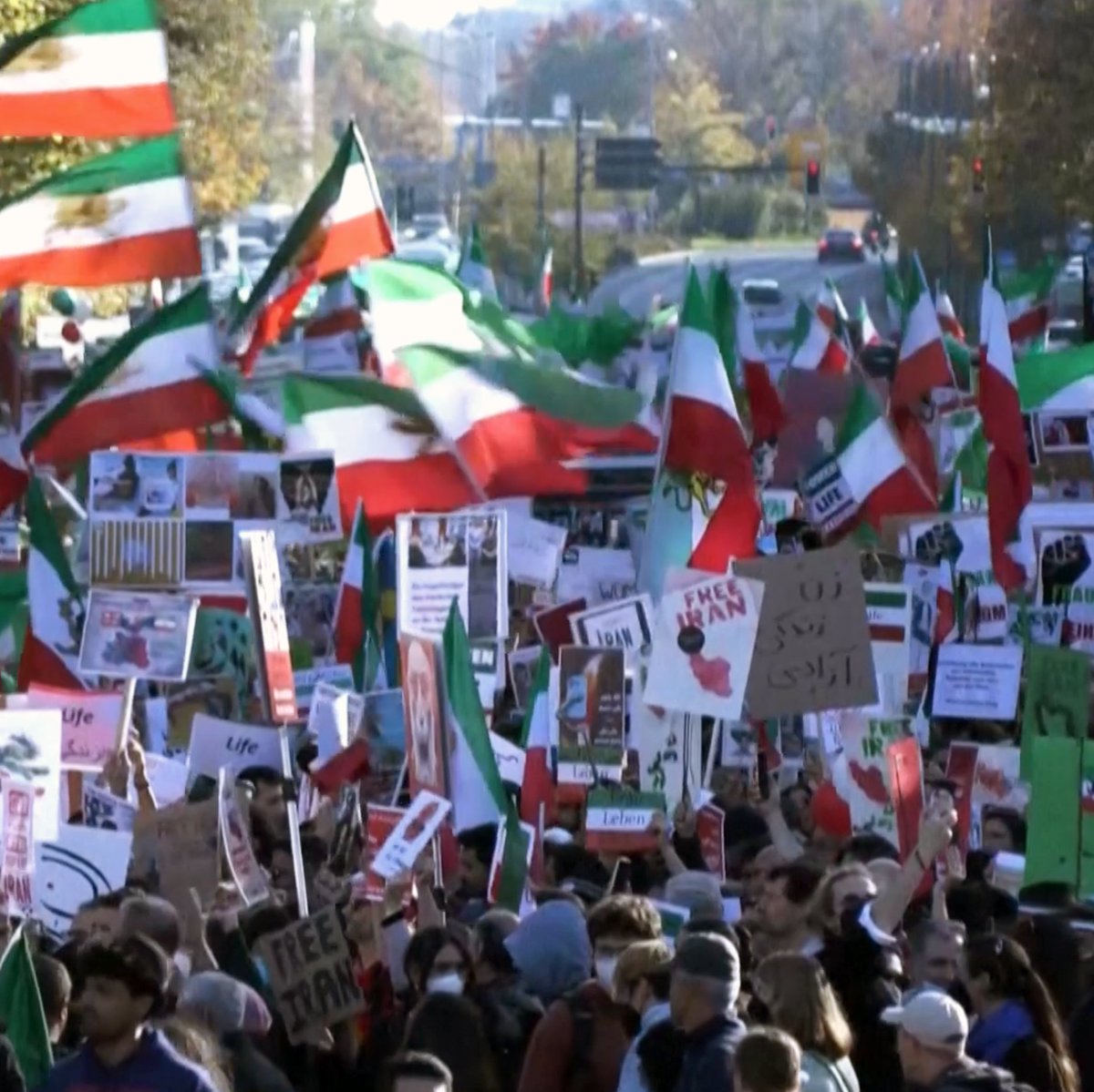 The world is once again witnessing the brave people of Iran stand up. Europe stands by their side.