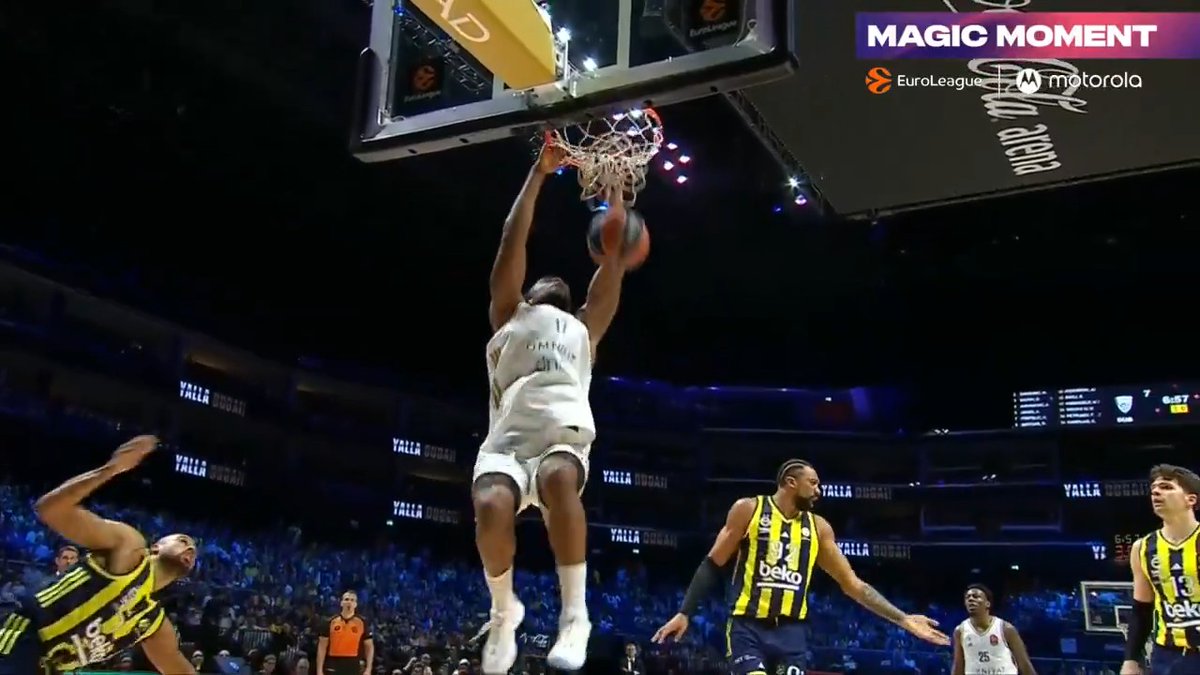 Bu pozisyona basket faul verilmesi hakkında ne düşünüyorsunuz? 🤔