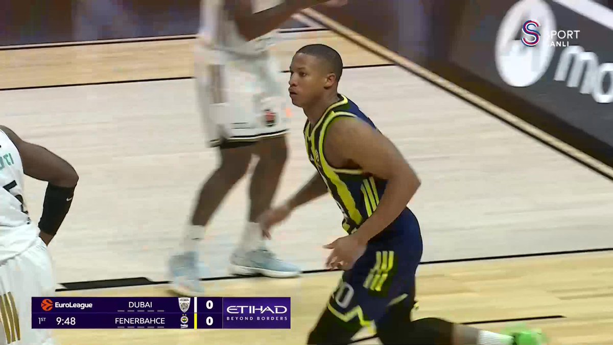 🟡🔵 Karşılaşmanın sayı tahtasını Devon Hall açtı! 🏀