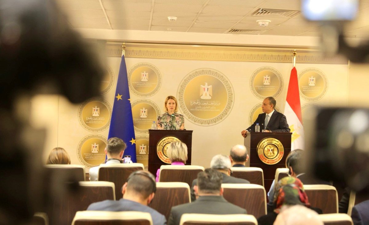 Egypt is an indispensable partner for the EU. Its diplomatic leadership has been crucial in preventing further destabilisation in the Middle East. Together, Europe and Egypt deliver concrete results in trade, investment, security, and science. Our relationship is already strong, and we are making it even stronger. My press conference with Foreign Minister Abdelatty in Cairo today ↓