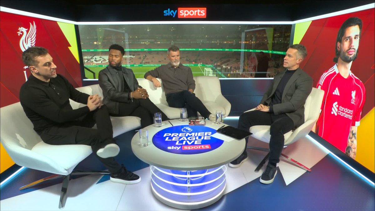 "Everybody's watching this game tonight" 🍿👀 Gary Neville says Liverpool could make a statement against Arsenal ⤵️